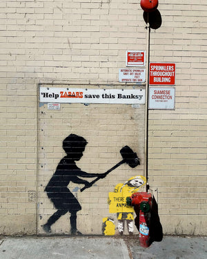 Street art by Bansky redone by climate activits with Greta Thunberg